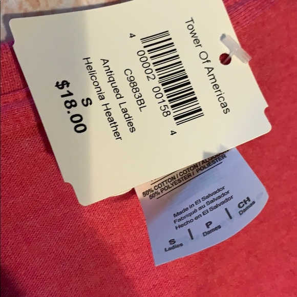 Gildan T shirt - Picture 2 of 3